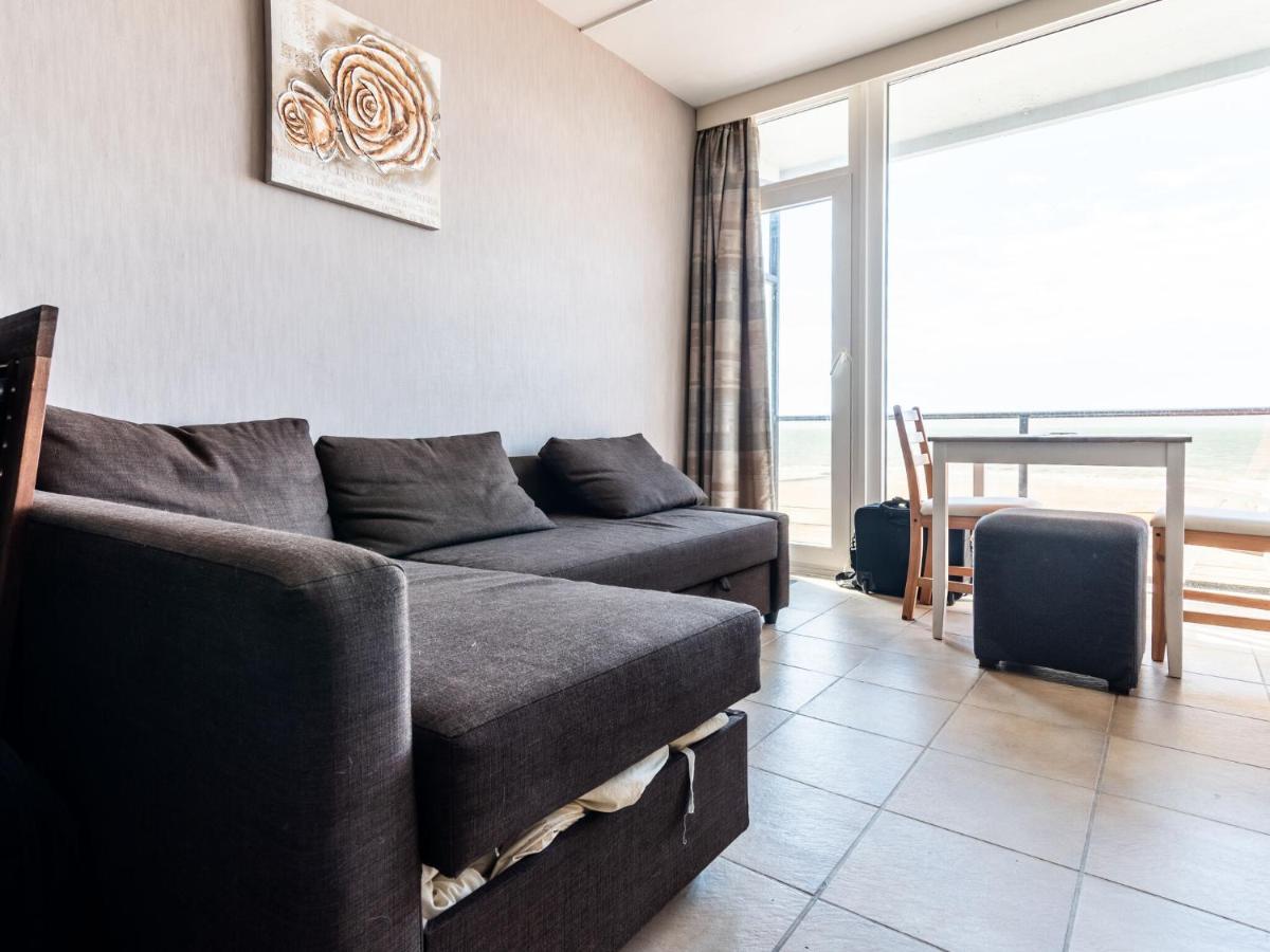 Contemporary Apartment In Oostende With Balcony Esterno foto