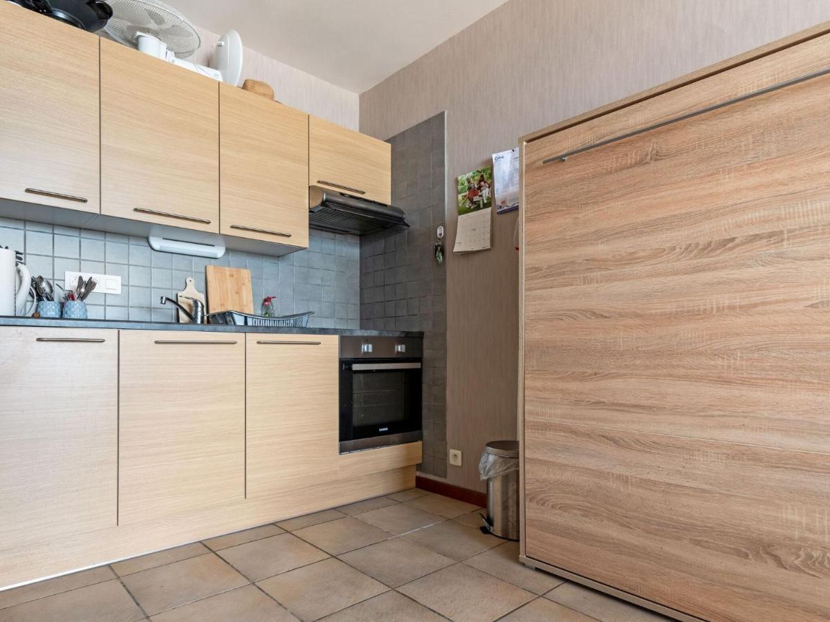 Contemporary Apartment In Oostende With Balcony Esterno foto